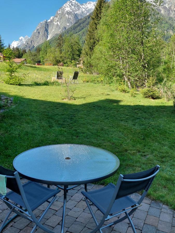 Chez Pierre Apartment Praz-de-Fort Bagian luar foto